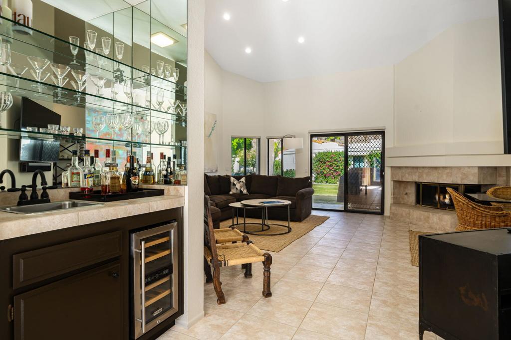 Santa Rosa Cove Coun - Residential