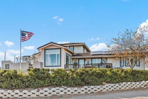 Photo of 1596 Aldorado Drive, Vista, CA 92084 (MLS # NDP2510346)