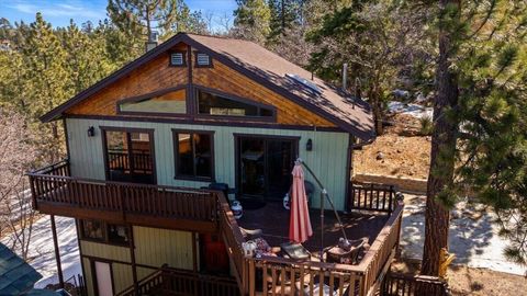Tiny photo for 43580 Ridge Crest Drive, Big Bear, CA 92315 (MLS # 219144343DA)
