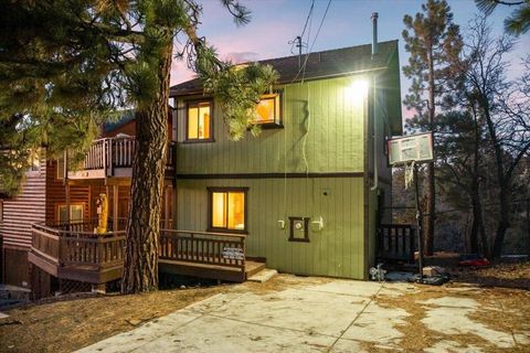 Tiny photo for 43580 Ridge Crest Drive, Big Bear, CA 92315 (MLS # 219144343DA)