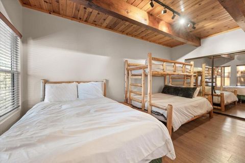 Tiny photo for 43580 Ridge Crest Drive, Big Bear, CA 92315 (MLS # 219144343DA)