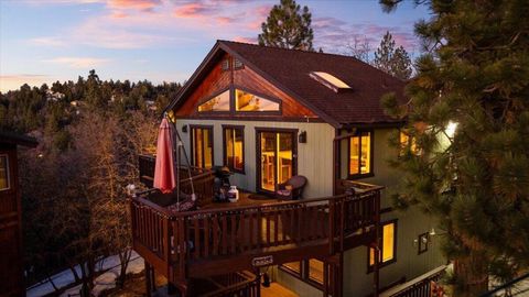 Photo of 43580 Ridge Crest Drive, Big Bear, CA 92315 (MLS # 219144343DA)