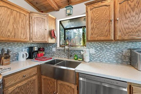 Tiny photo for 43580 Ridge Crest Drive, Big Bear, CA 92315 (MLS # 219144343DA)