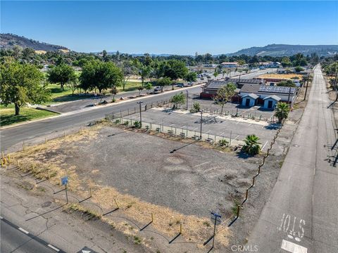 Photo of 14050 Division Avenue, Clearlake, CA 95422 (MLS # LC25182482) Photo of 14050 Division Avenue, Clearlake, CA 95422 (MLS # LC25182482)