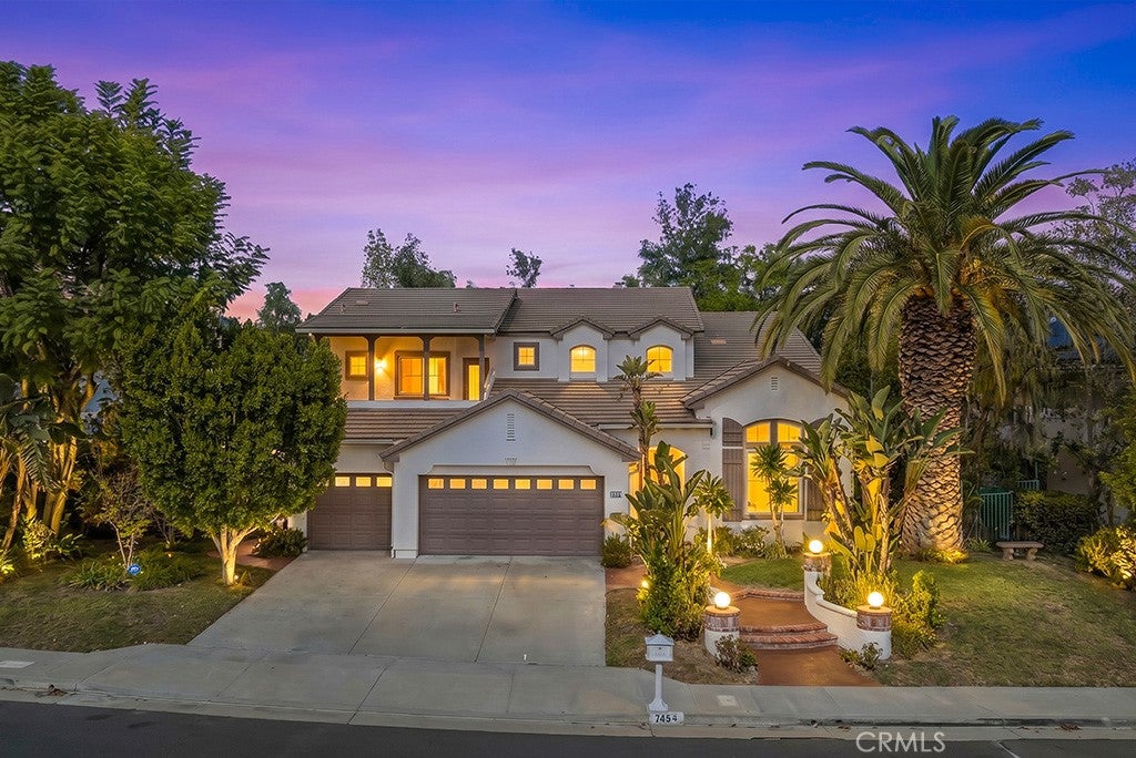 7454 Darnoch Way