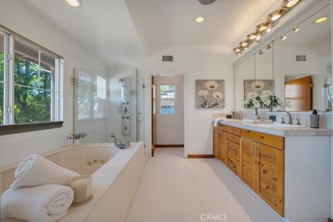 Tiny photo for 7454 Darnoch Way, West Hills, CA 91307 (MLS # SR26222752)