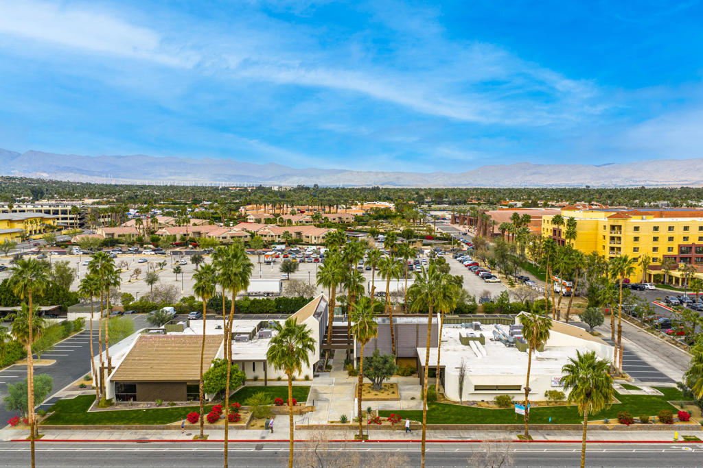 600 750 Tahquitz Canyon Way