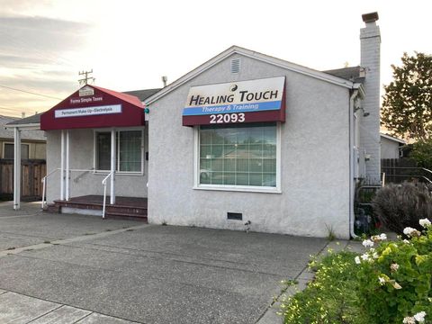 22093 Redwood Boulevard Castro Valley CA 94546