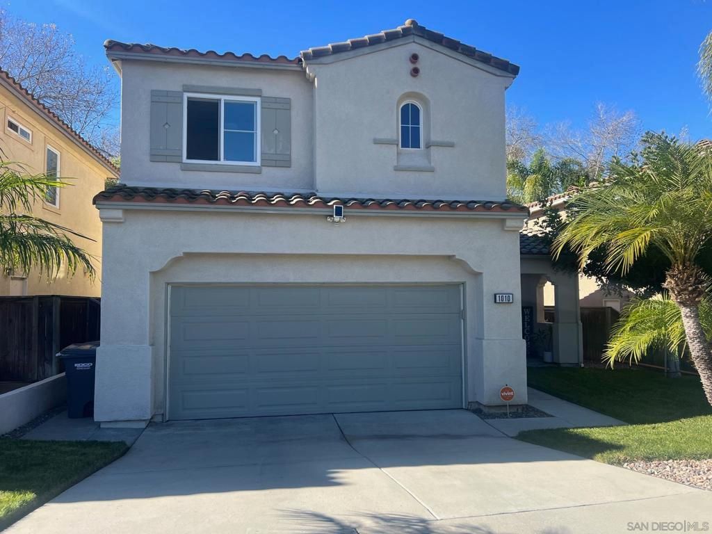 Photo of 1010 Crystal Springs Pl Pl, Escondido, CA 92026 (MLS # 2600990SD)