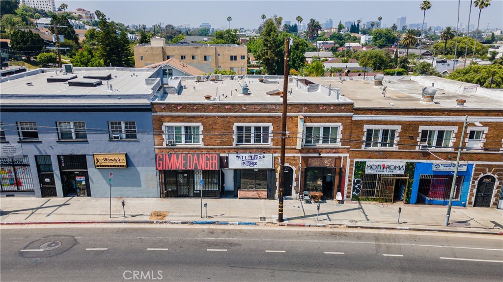 Properties 2 2506 W Sunset Boulevard