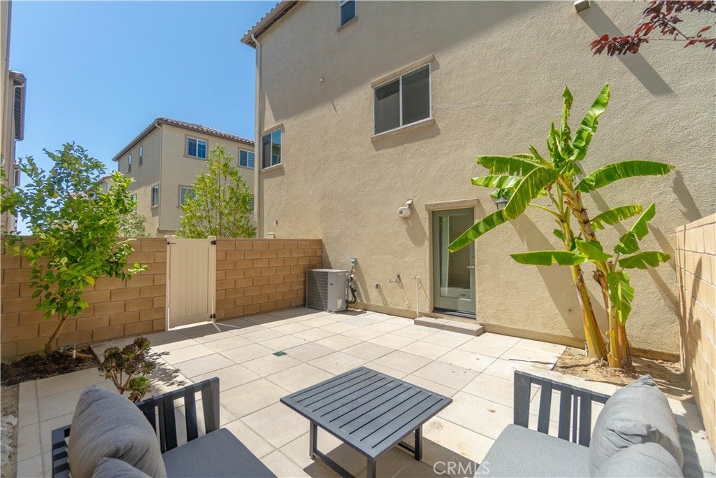 27659 S Rockcrest