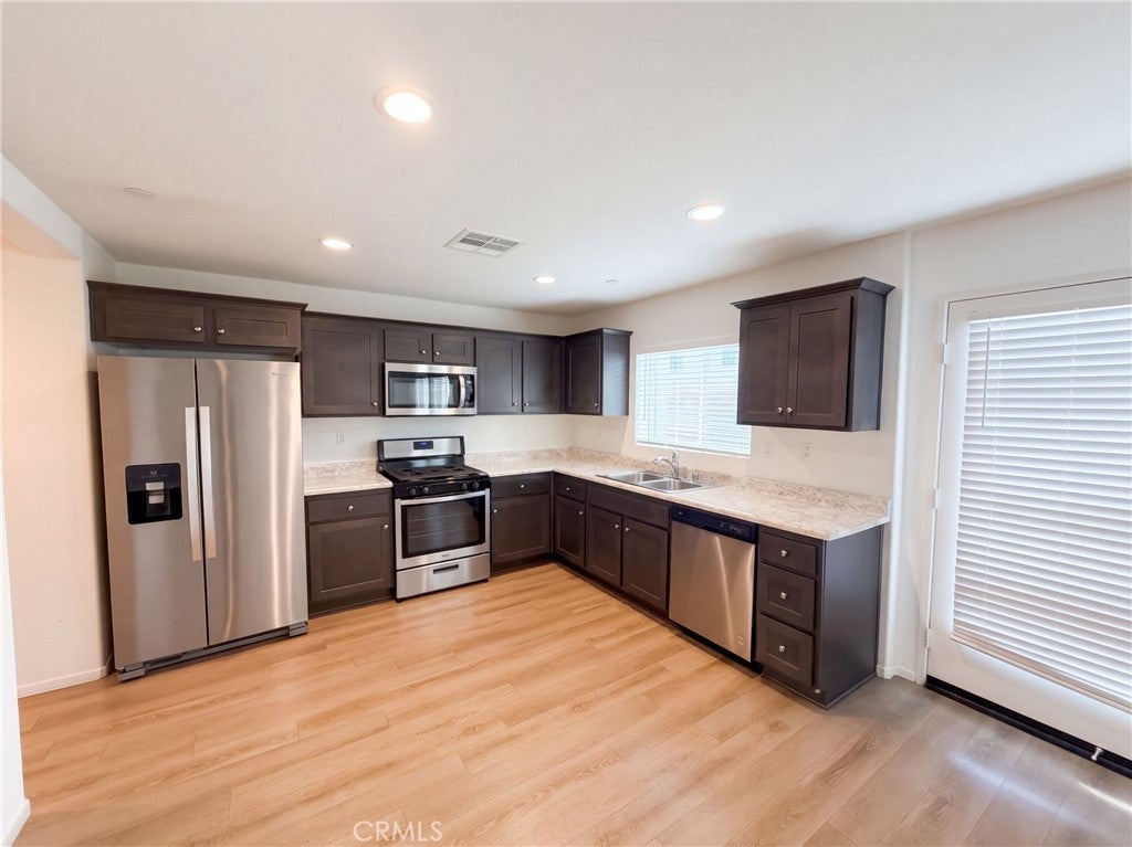 85173 Avenida Del Prado