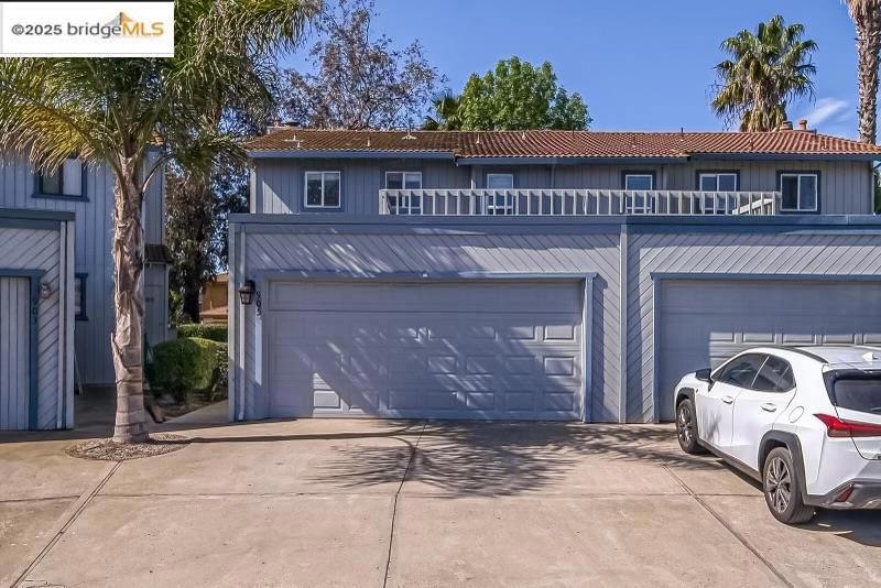 LIDOCIRCLE - Residential Lease