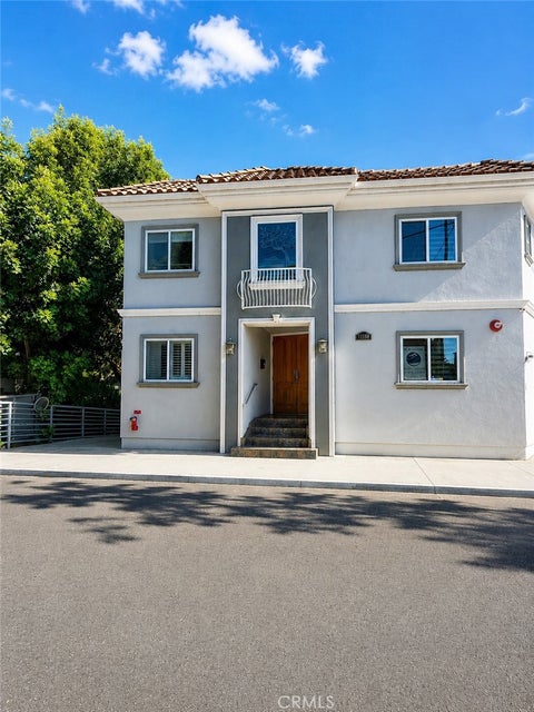 Photo of 11989 Laurelwood Drive #1, Studio City, CA 91604 (MLS # PW26147929)