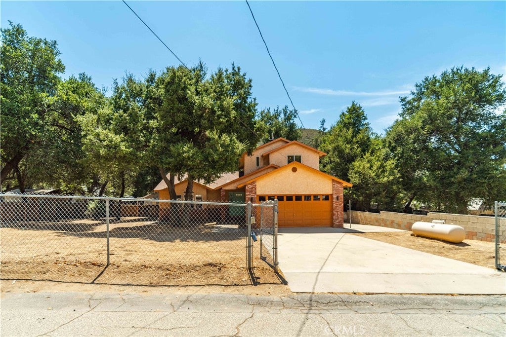 15942 Calle Hermosa