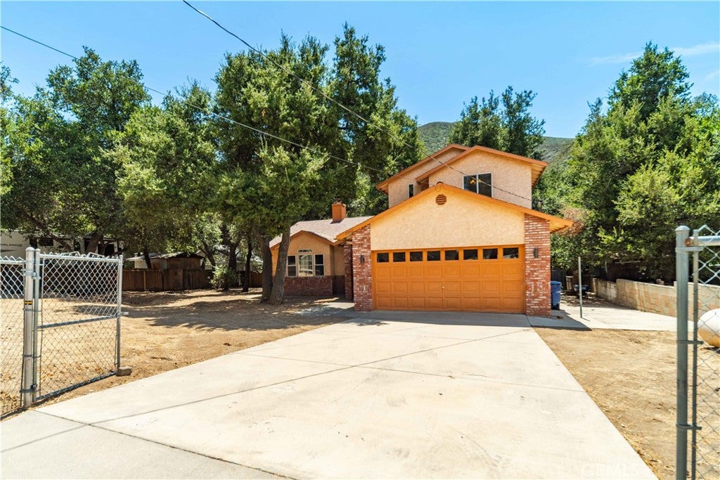 15942 Calle Hermosa