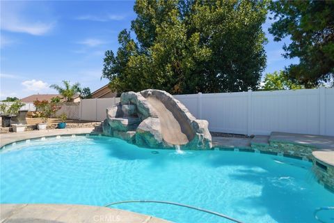 Tiny photo for 855 Viewtop Circle, Corona, CA 92881 (MLS # OC26085333)