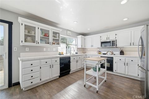 Tiny photo for 855 Viewtop Circle, Corona, CA 92881 (MLS # OC26085333)