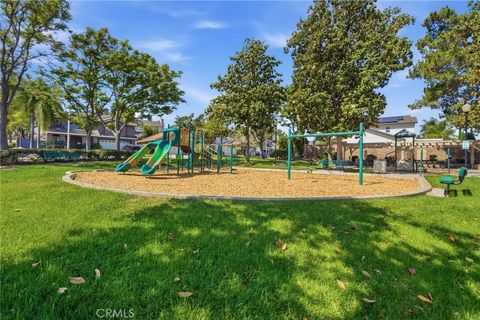 Tiny photo for 855 Viewtop Circle, Corona, CA 92881 (MLS # OC26085333)