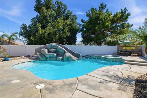 Tiny photo for 855 Viewtop Circle, Corona, CA 92881 (MLS # OC26085333)