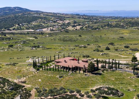 Photo of 39375 San Ignacio Road, Hemet, CA 92544 (MLS # 219143404DA)