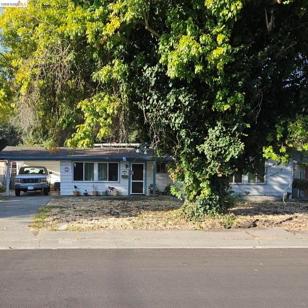 2125 Huron Dr Dr
