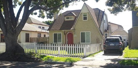 Photo of 226 E Tunnell St, Santa Maria, CA 93454 (MLS # IV25234446)