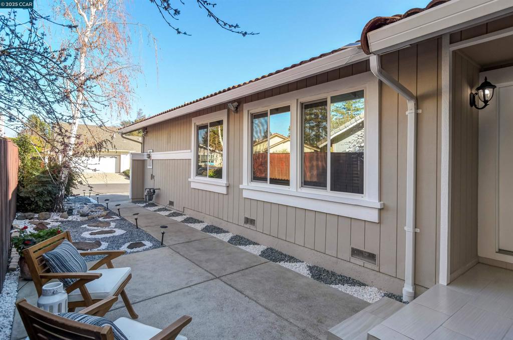 THE CROSSINGS - Residential