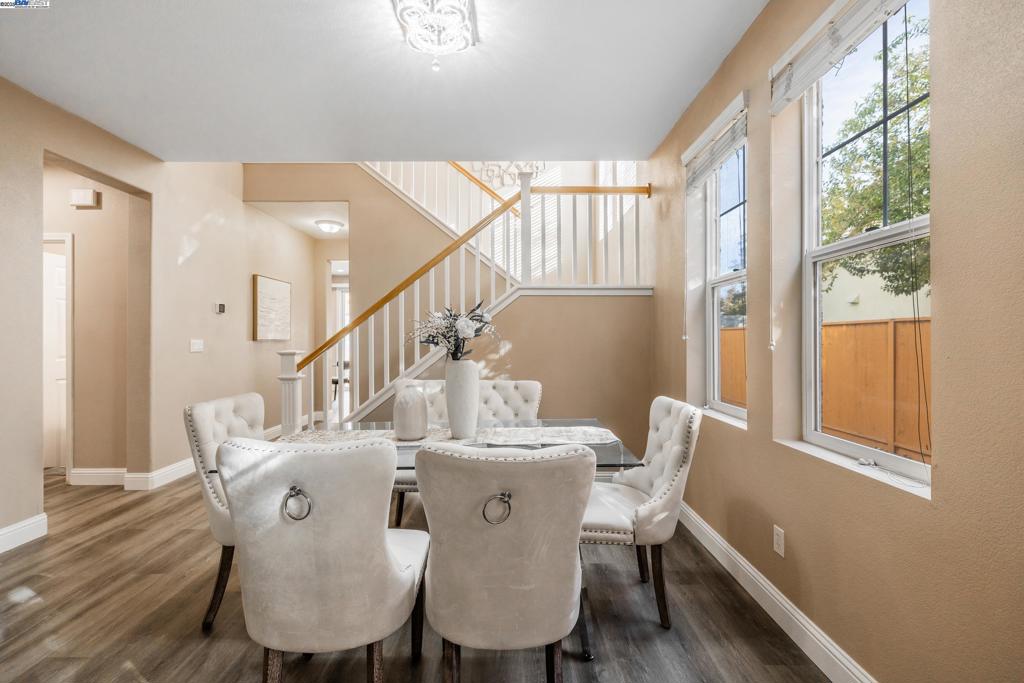 CENTRAL TRACY - Residential
