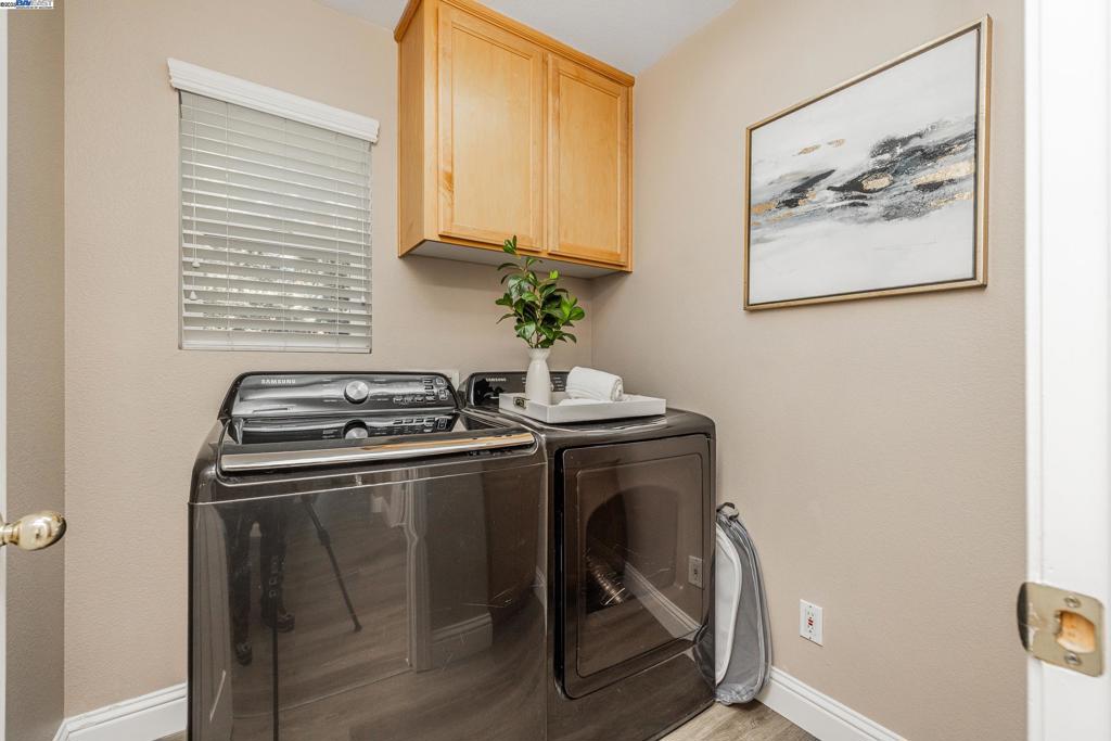 CENTRAL TRACY - Residential