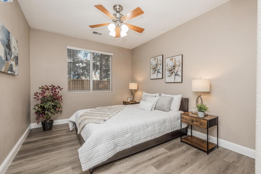 CENTRAL TRACY - Residential
