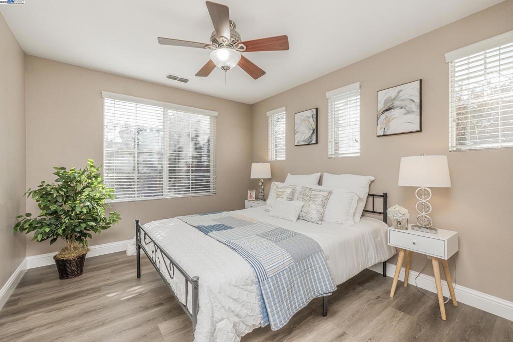 CENTRAL TRACY - Residential