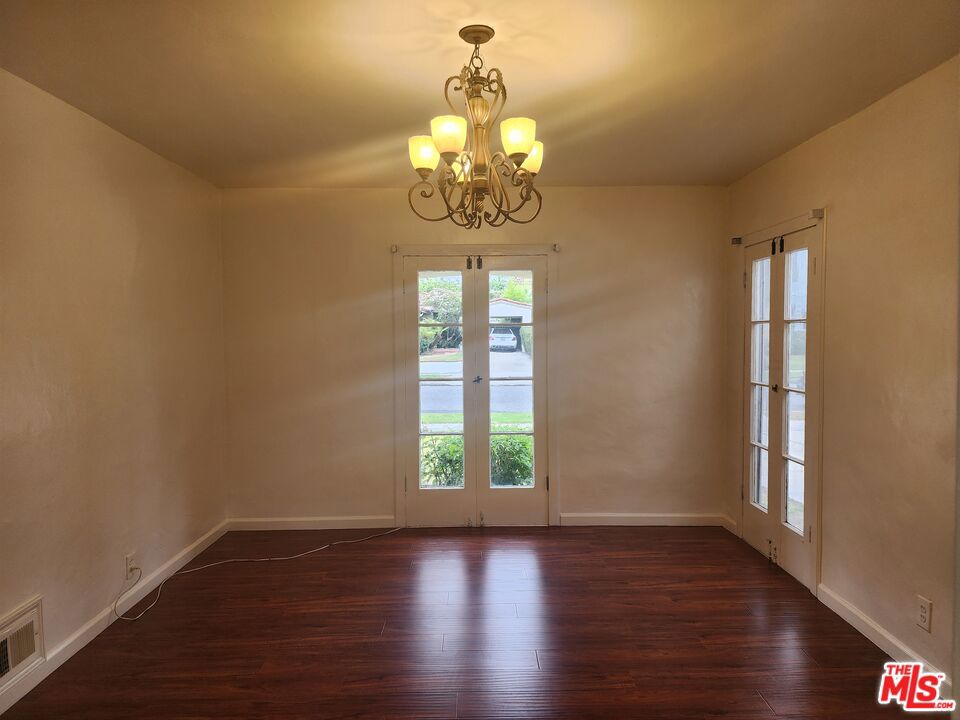 Properties 3 328 S Oakhurst Drive