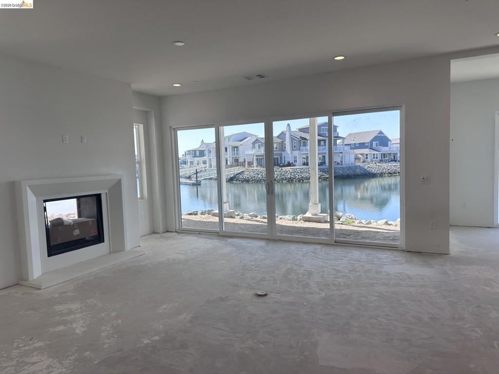 478 Halcyon Place