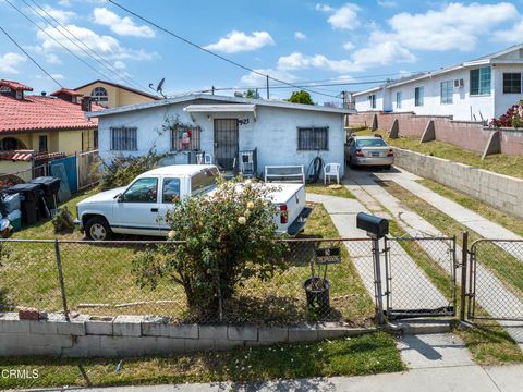 Photo of 923 N Alma Avenue, Los Angeles, CA 90023 (MLS # P1-26010)