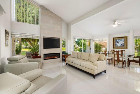 Photo of 35036 Mission Hills Drive, Rancho Mirage, CA 92270 (MLS # 219153341DA)