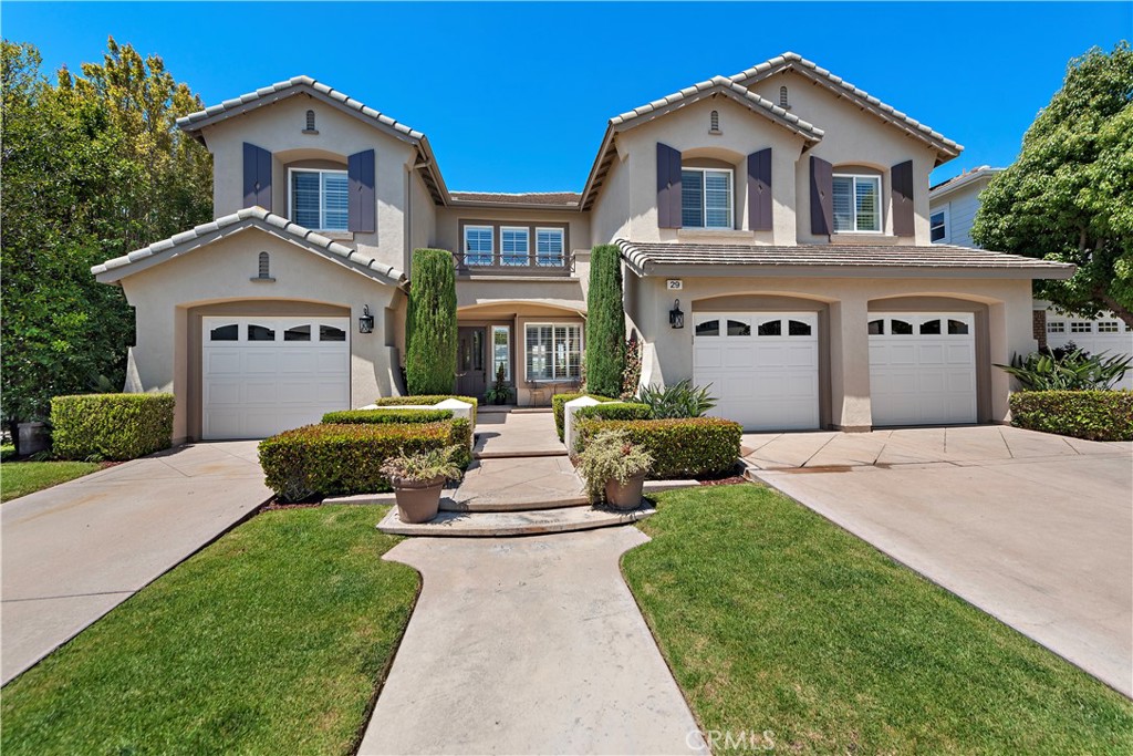 29 Ledgewood Drive