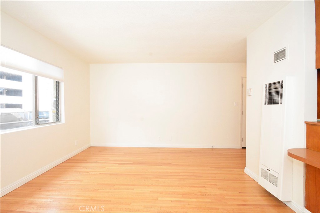 338 Elm Avenue 2