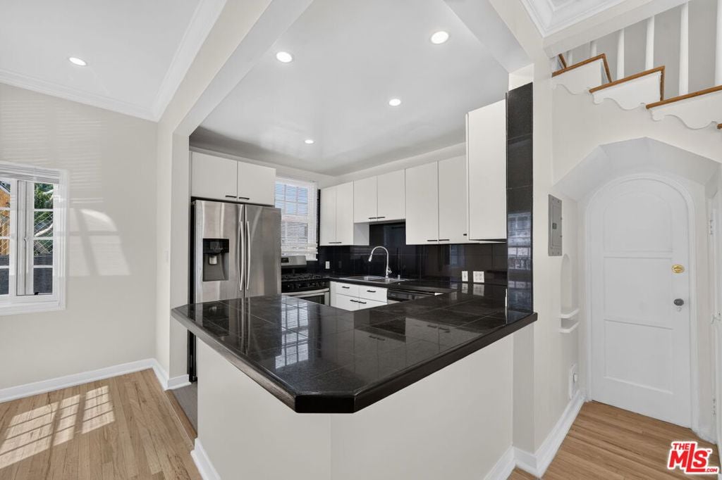 Photo of 215 S Gale Drive, Beverly Hills, CA 90211 (MLS # 26986291)