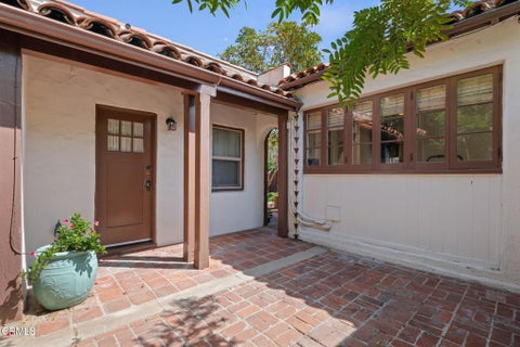 Tiny photo for 2016 State ST, Santa Barbara, CA 93105 (MLS # V1-38963)