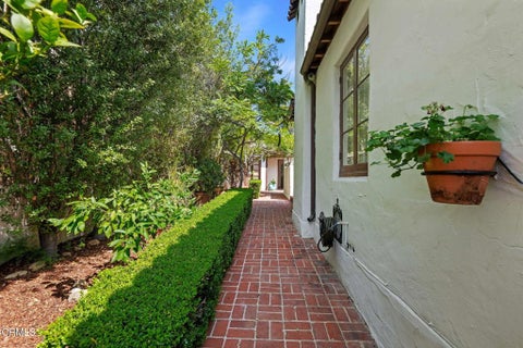 Tiny photo for 2016 State ST, Santa Barbara, CA 93105 (MLS # V1-38963)