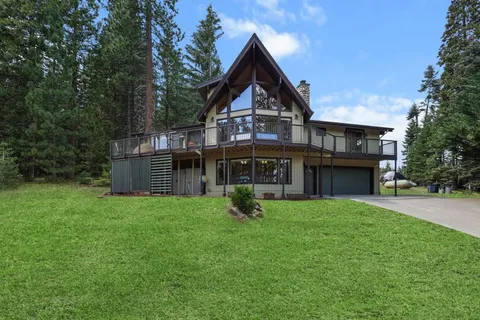 523 Peninsula Drive, Lake Almanor, CA 96137 - MLS#: ML82019646
