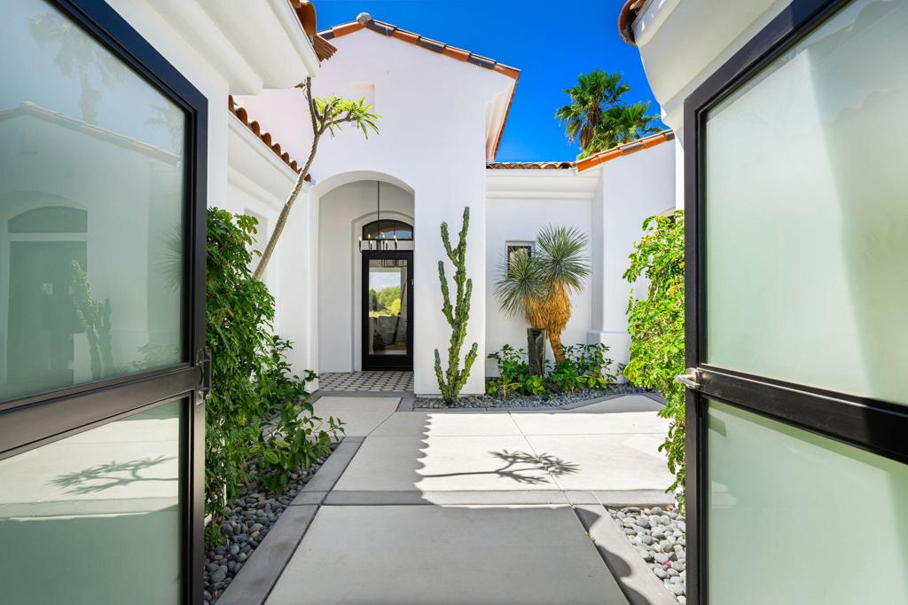 194 Loch Lomond Road