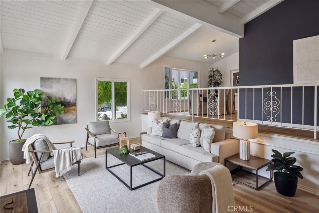 30047 Knoll View Drive
