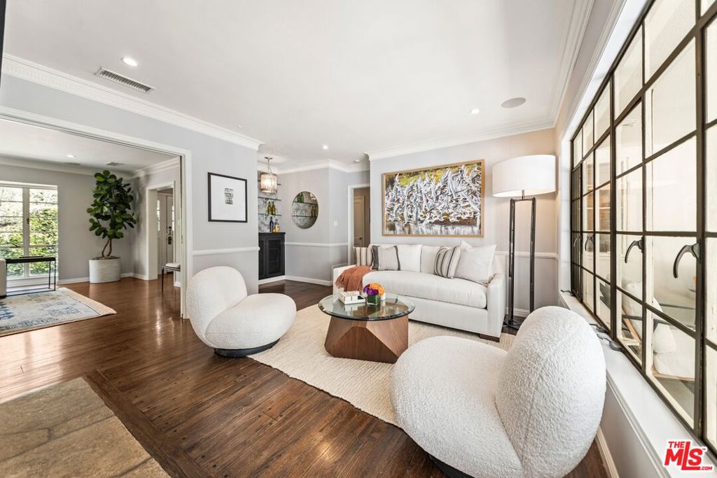 2107 Coldwater Canyon Drive