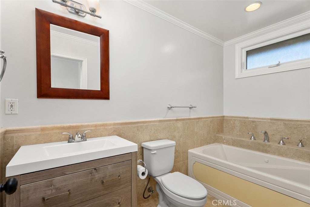 2199 National, Costa Mesa CA 92627 - Photo 13