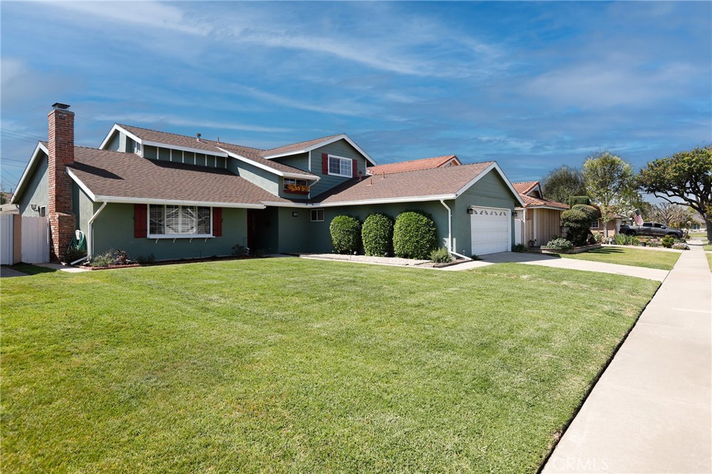 10448 Egret Avenue