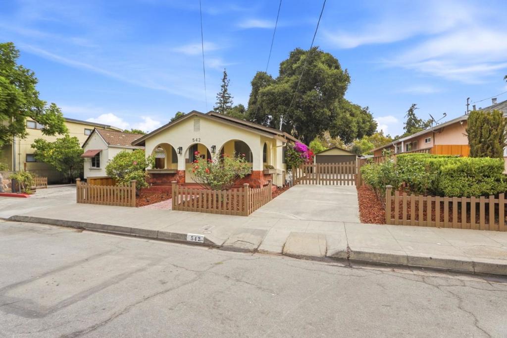 542 N 12th Street