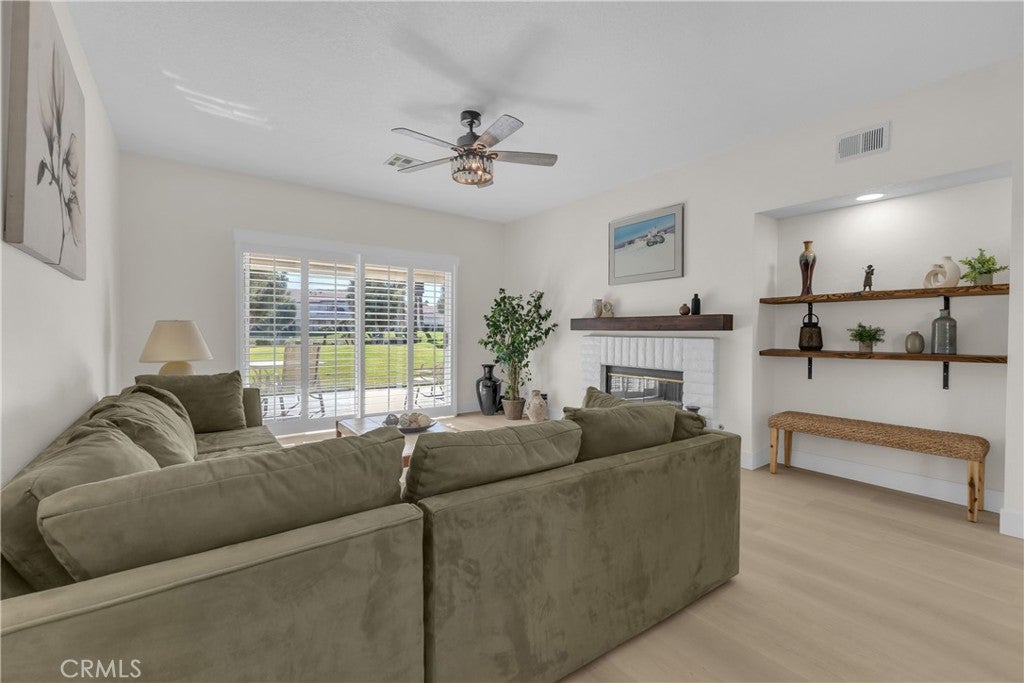 280 Vista Royale Circle W