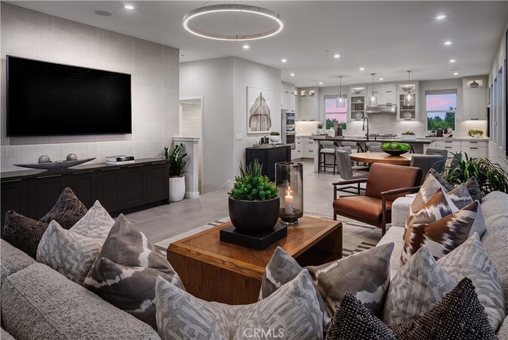 Photo 1 of 11 — 129 Sawtelle, Irvine, CA 92618